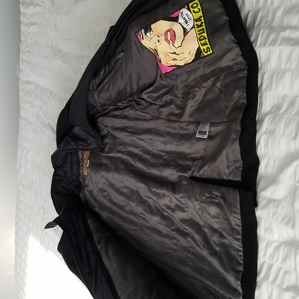 S - Black jacket